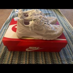 Women’s Nike Tennis Shoes